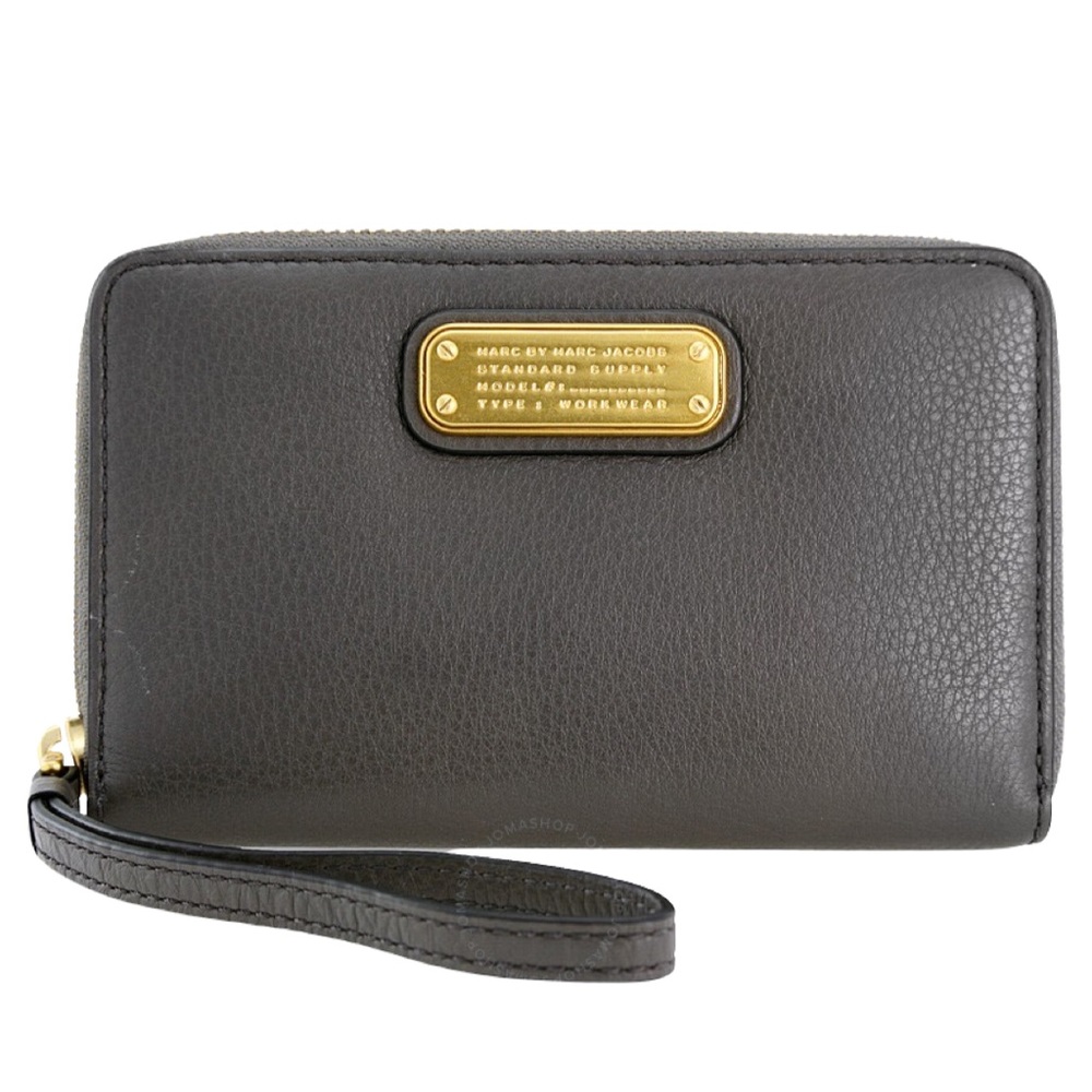 Marc by Marc Jacobs Q Wingman Wristlet